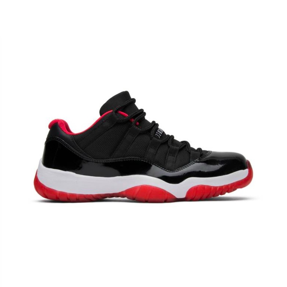 AIR JORDAN 11 Retro Low 'Bred' 2015 size 5.5 Youth (7 in Womens)